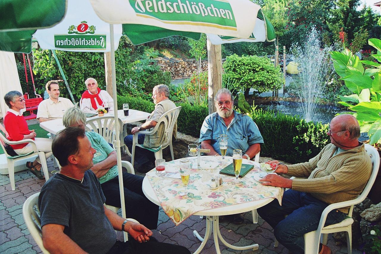 Familienhotel Zur Linde Panschwitz-Kuckau Eksteriør bilde