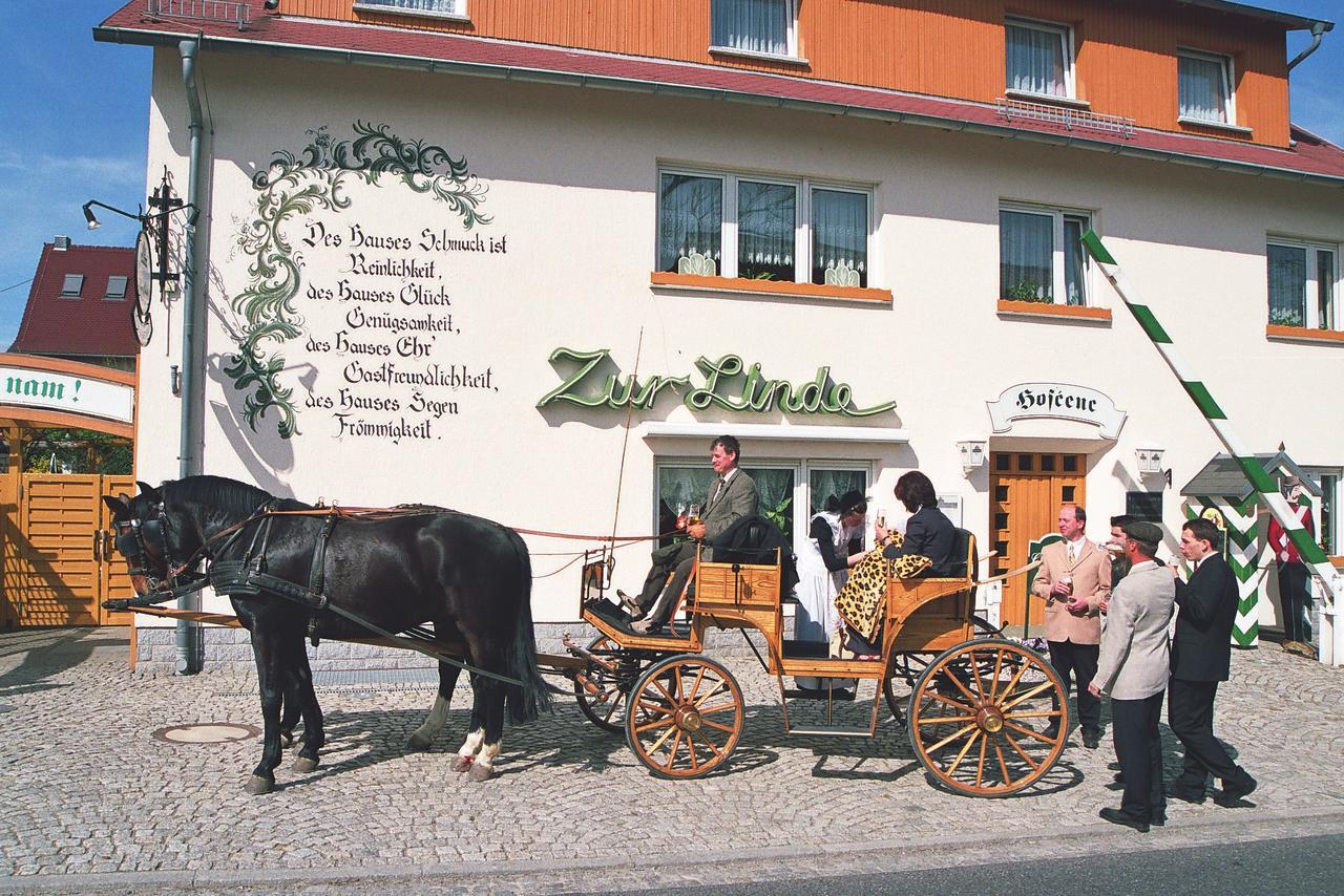 Familienhotel Zur Linde Panschwitz-Kuckau Eksteriør bilde
